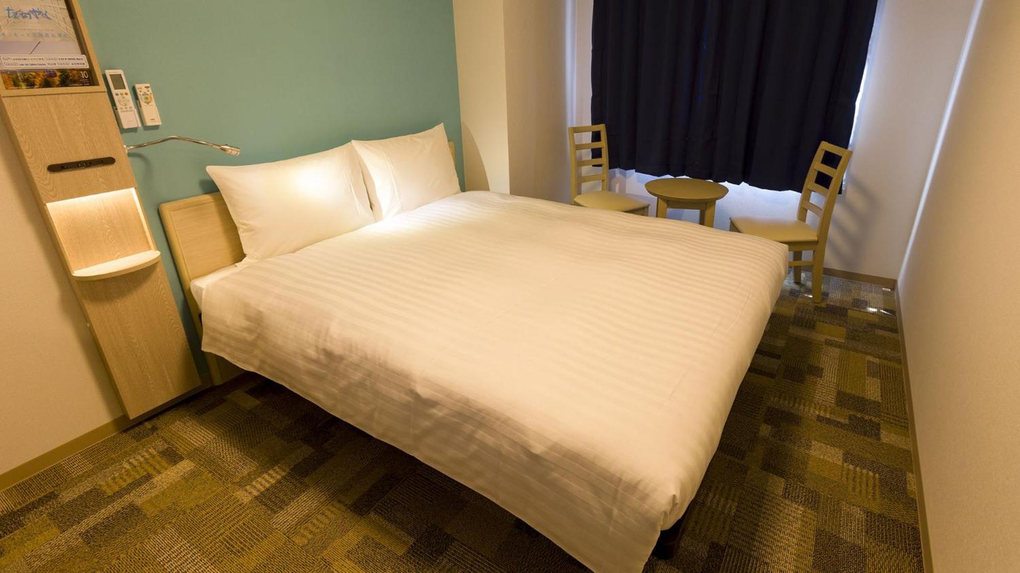 Toyoko Inn Saga Ekimae Rum bild