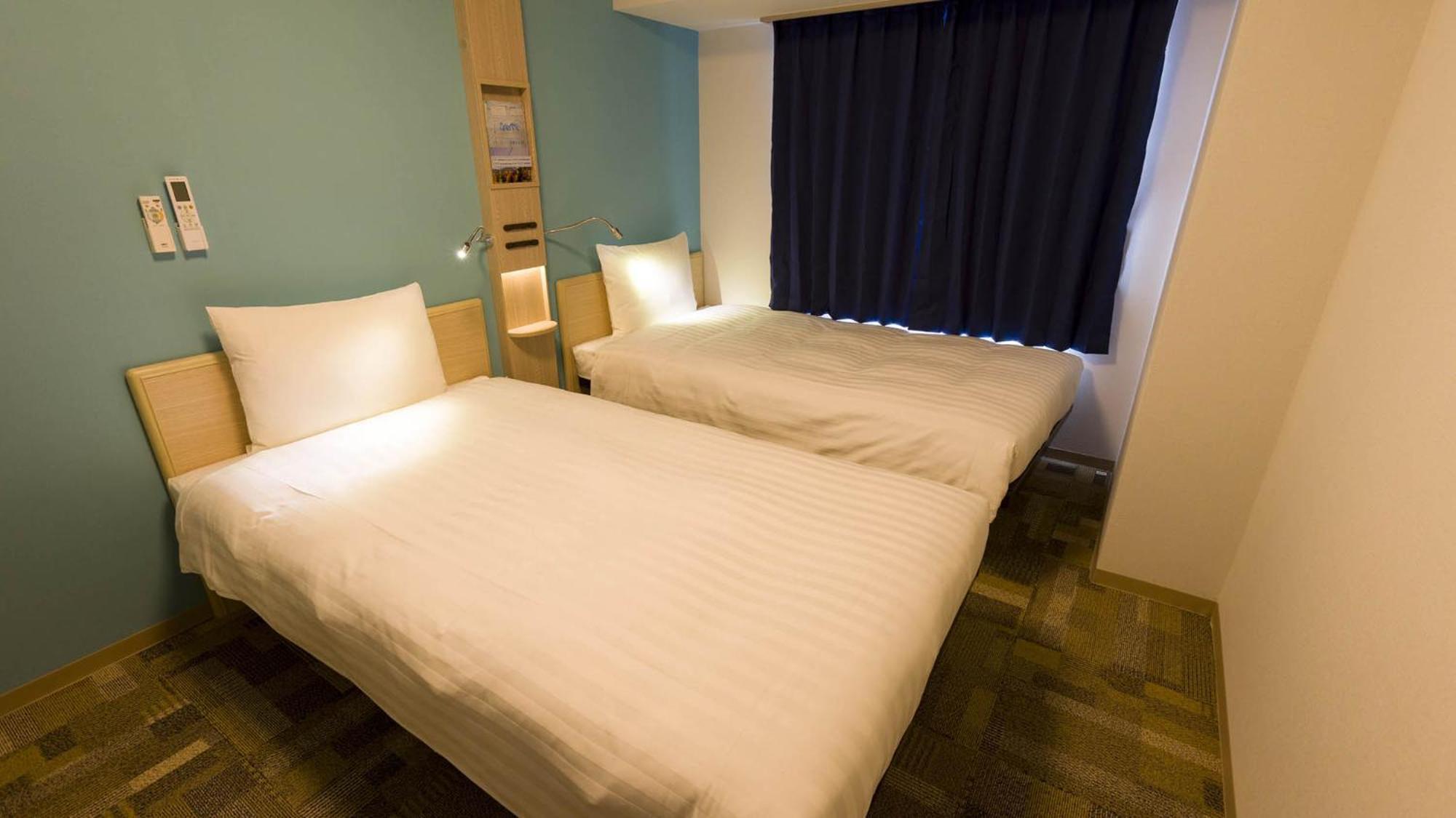 Toyoko Inn Saga Ekimae Rum bild