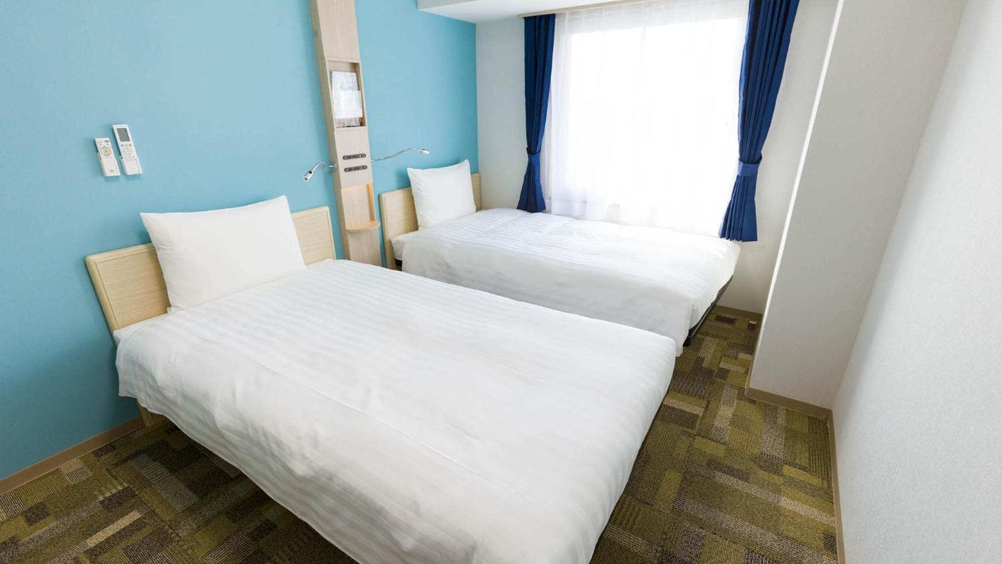 Toyoko Inn Saga Ekimae Rum bild