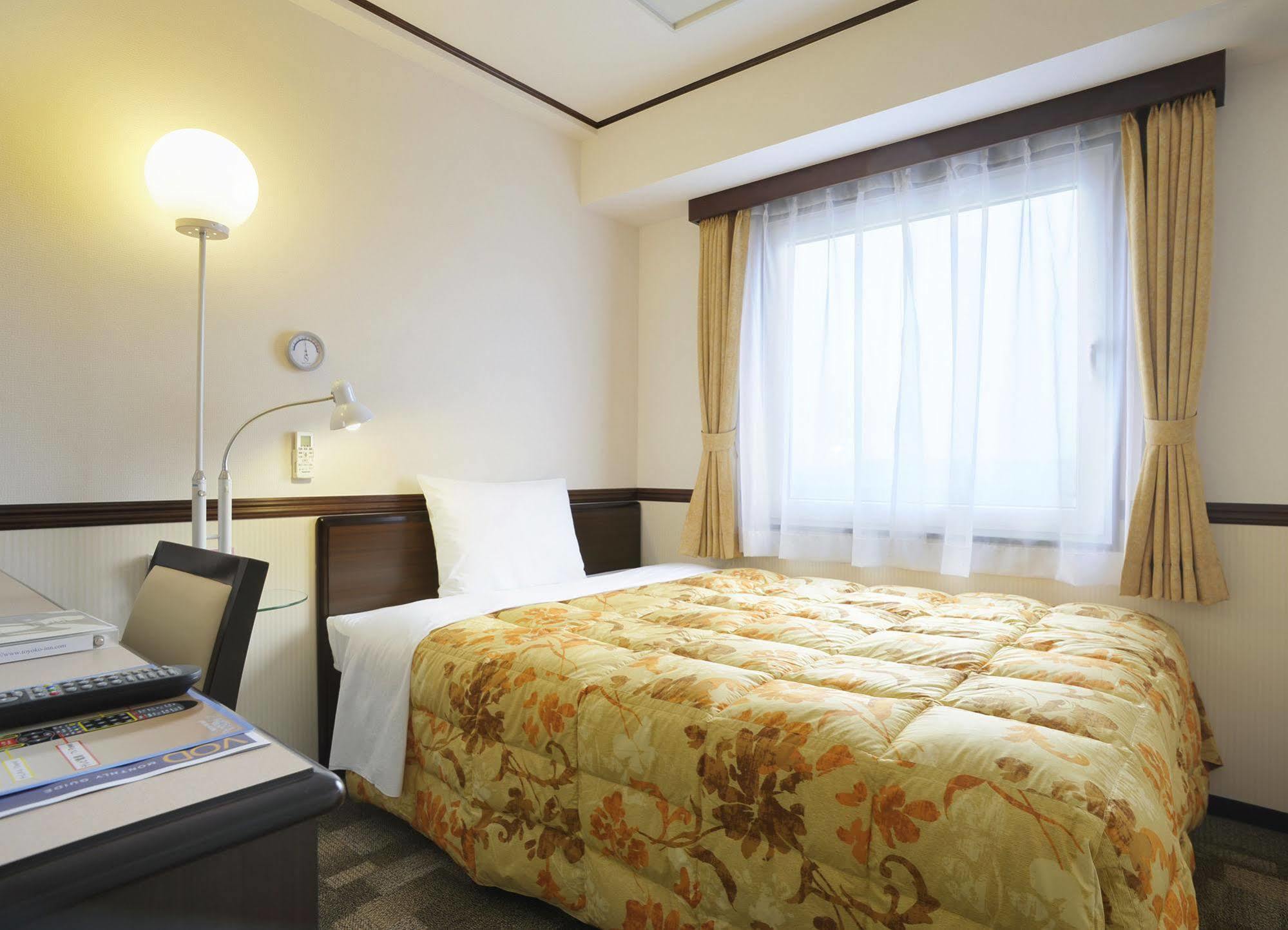 Toyoko Inn Saga Ekimae Exteriör bild